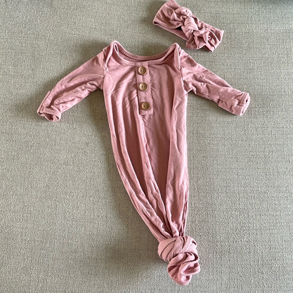 Caden Lane Newborn Knot Gown w/ Headband